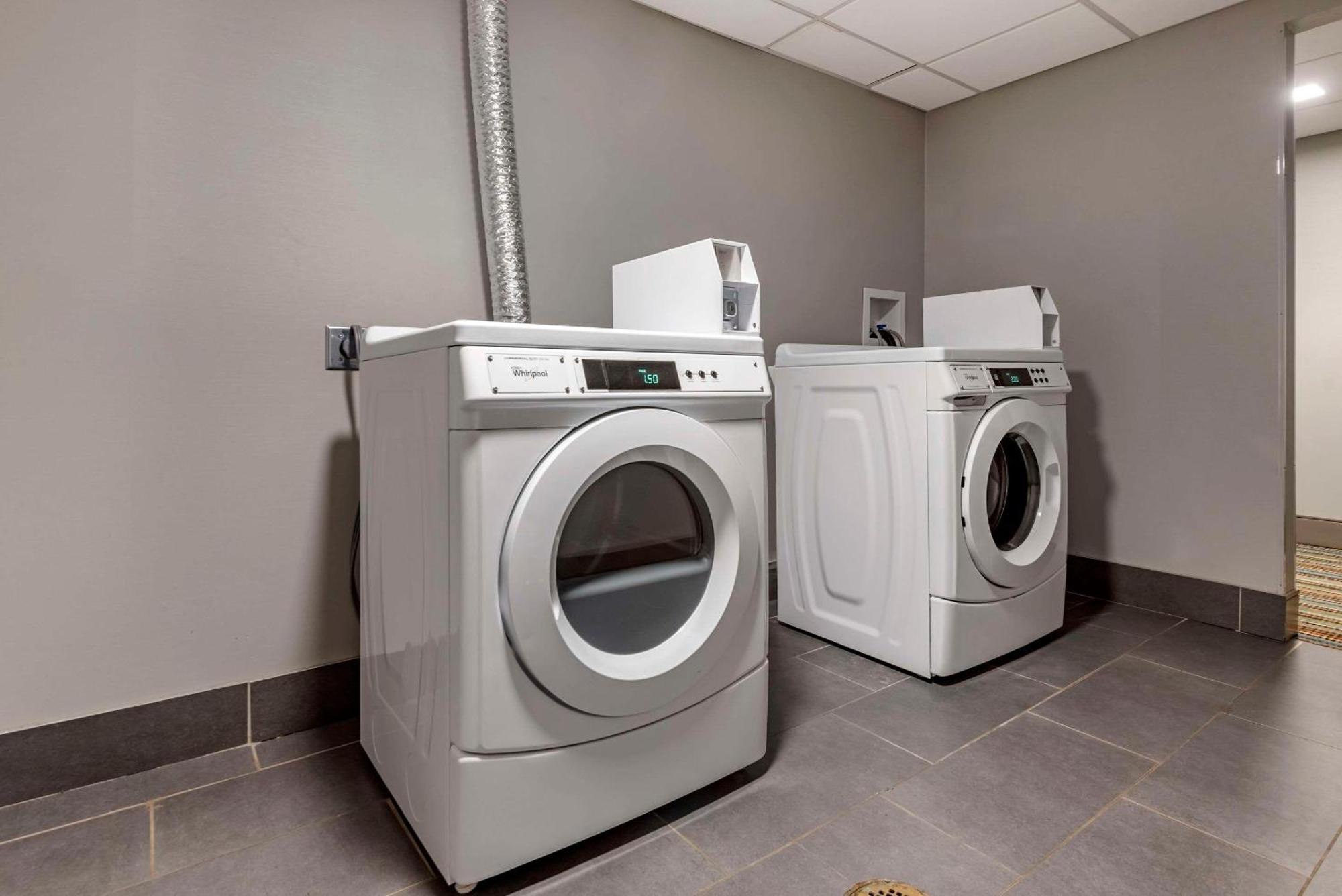 Comfort Inn & Suites Liverpool - Syracuse North المظهر الخارجي الصورة